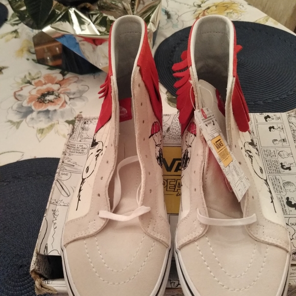 Peanuts high tops - Picture 1 of 5